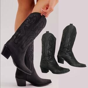 Jeffrey Campbell Dagget Black Western Boots 9 | Washed Leather, Embroidered $325